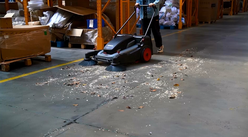 揚(yáng)子掃地機(jī)