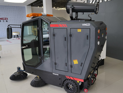 駕駛式掃地機(jī) 駕駛式掃地機(jī)